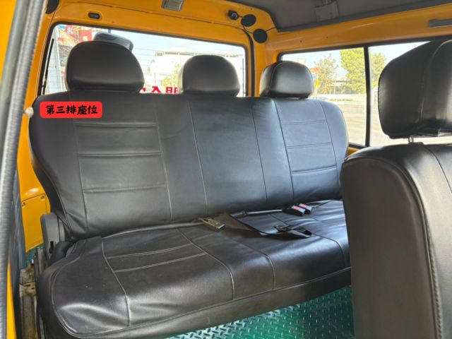 ☑一手娃娃車 ☑改回8人座 ☑低里程  第8張相片