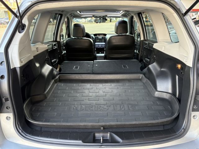 ☑旗艦版XT-P ☑一手車☑2.0渦輪☑原鈑件☑安卓機☑CAR PLAY ☑AWD☑天窗☑HID☑電動尾門☑胎壓  第18張相片