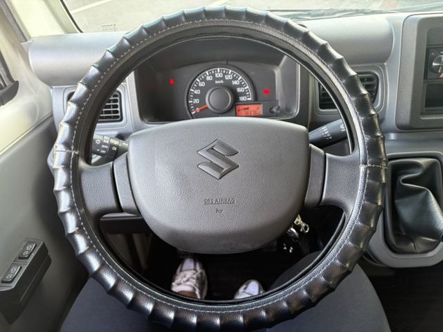 ☑原鈑件 ☑循跡防滑 ☑行車紀錄 ☑三面帆布 ☑里程保證  第8張相片