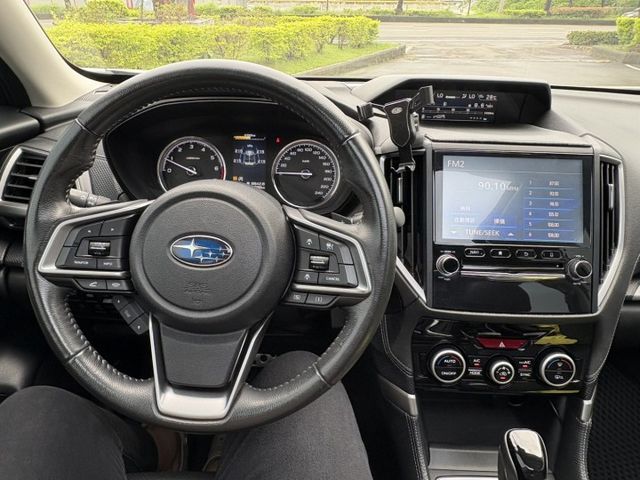 ☑一手車 ☑頂級款 ☑僅跑6萬多 ☑ACC跟車 ☑車偏 ☑盲點 ☑I-KEY ☑電動尾門  第13張相片