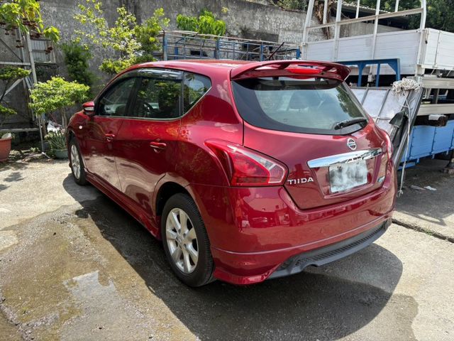 ☑1.6 ☑頂規 ☑僅跑9萬多 ☑I-KEY ☑恆溫 ☑空力套件 ☑盲點 ☑安卓影音  第2張相片