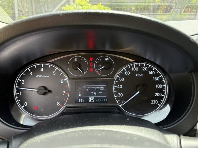 ☑1.6 ☑頂規 ☑僅跑9萬多 ☑I-KEY ☑恆溫 ☑空力套件 ☑盲點 ☑安卓影音  第3張相片