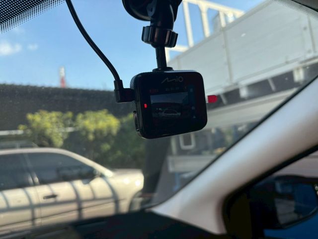 ☑ AGT避震器 ☑18吋鋁圈 ☑LED頭尾 ☑Recaro賽車椅 ☑IKEY  第6張相片