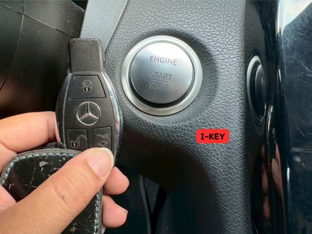 ☑里程11萬 ☑原鈑件 ☑安卓影音 ☑電動椅 ☑I-KEY ☑倒車顯影  第5張相片