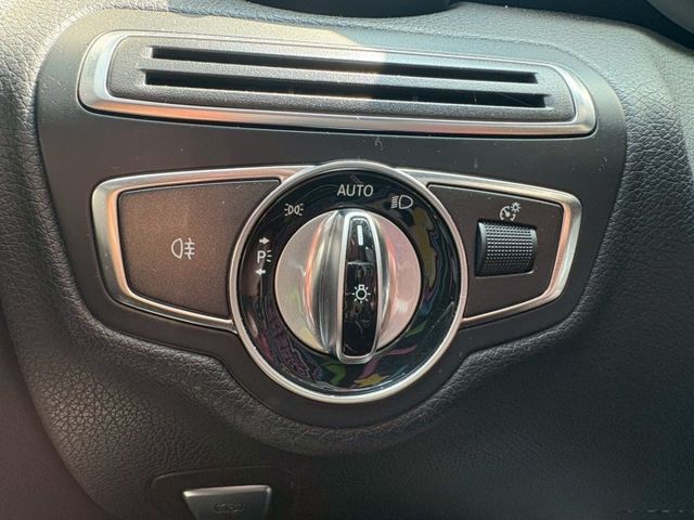 ☑里程11萬 ☑原鈑件 ☑安卓影音 ☑電動椅 ☑I-KEY ☑倒車顯影  第10張相片