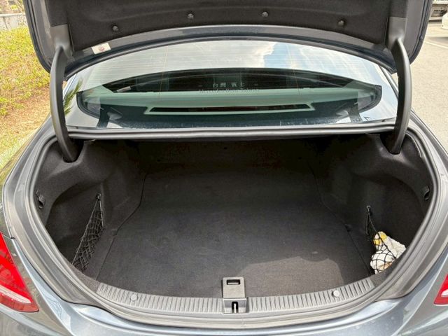 ☑里程11萬 ☑原鈑件 ☑安卓影音 ☑電動椅 ☑I-KEY ☑倒車顯影  第18張相片