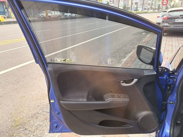 ☑頂規 ☑VTI-S版 ☑定速 ☑換檔撥片 ☑里程保證 ☑代步好車  第8張相片