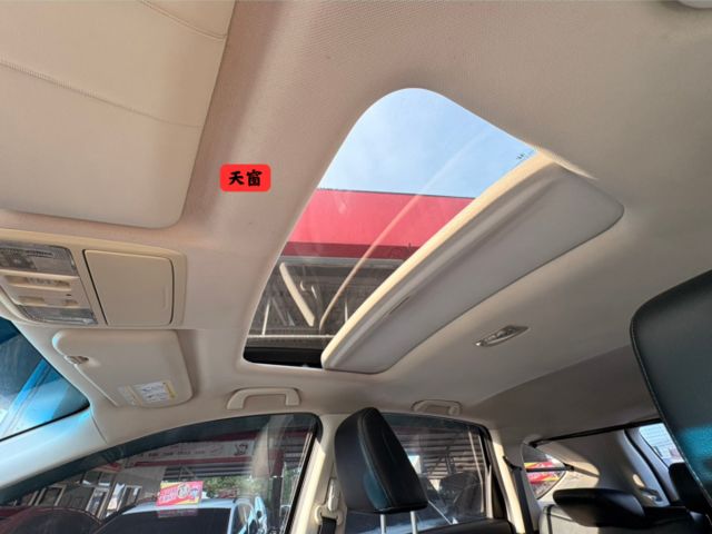 ☑小改款☑2.4VTI-S☑原鈑件☑天窗☑HID頭燈☑車側影像☑倒車影像☑定速☑換檔撥片☑恆溫空調  第10張相片