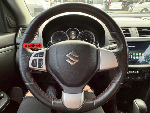 ☑運動版☑SPORT☑I-KEY☑恆溫☑HID頭燈☑17吋運動輕量化鋁圈☑CarPlay☑倒車顯影☑衛星導航  第4張相片