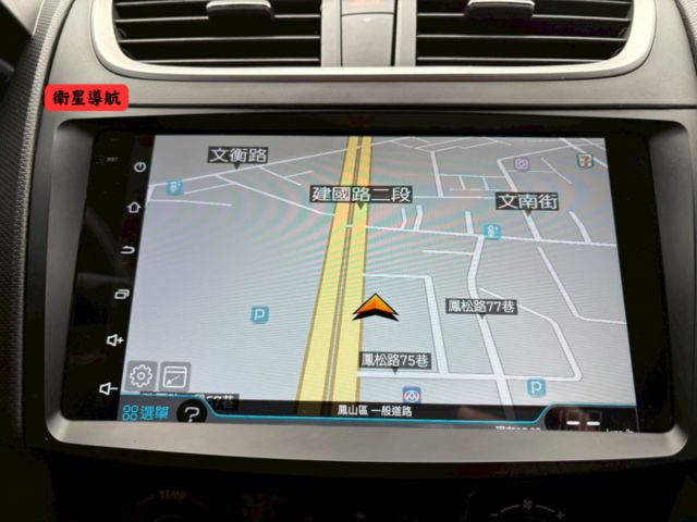 ☑運動版☑SPORT☑I-KEY☑恆溫☑HID頭燈☑17吋運動輕量化鋁圈☑CarPlay☑倒車顯影☑衛星導航  第7張相片