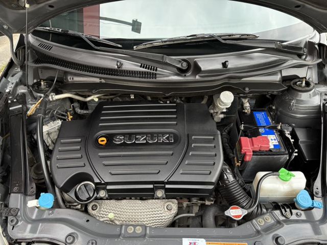 ☑運動版☑SPORT☑I-KEY☑恆溫☑HID頭燈☑17吋運動輕量化鋁圈☑CarPlay☑倒車顯影☑衛星導航  第19張相片