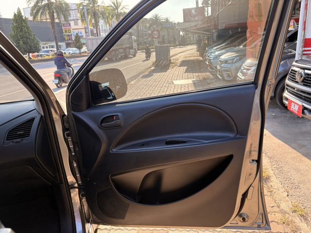 ☑ZINGER ☑皮卡 ☑旗艦版 ☑車道偏移 ☑盲點 ☑定速  第13張相片