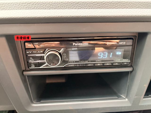 ☑自排 ☑廂車 ☑8人座 ☑行車紀錄 ☑倒車顯影 ☑里程保證  第5張相片