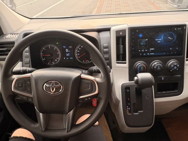 ☑全新改裝  ☑原廠保固4年/12萬 ☑柴油 ☑渦輪 ☑海力士露營車 ☑太陽能板 ☑翻轉椅 ☑開窗  第5張相片