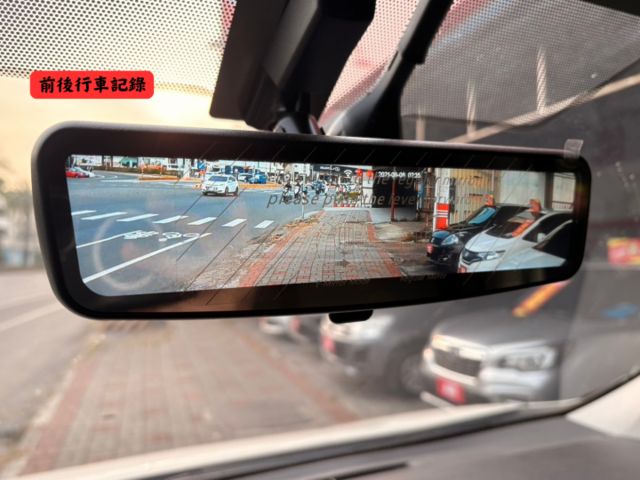 ☑全新改裝  ☑原廠保固4年/12萬 ☑柴油 ☑渦輪 ☑海力士露營車 ☑太陽能板 ☑翻轉椅 ☑開窗  第10張相片