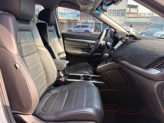 ☑VTI-S ☑免鑰匙 ☑安卓機 ☑ACC跟車☑360環景  第14張相片