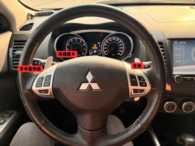 ☑頂規 ☑2WD ☑定速 ☑倒車顯影 ☑抬頭顯示器 ☑免鑰匙啟動 ☑超值休旅 ☑妥善率高  第4張相片