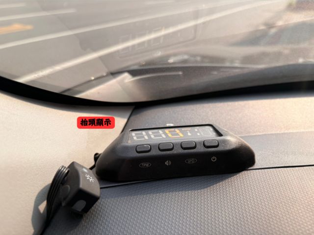 ☑頂規 ☑2WD ☑定速 ☑倒車顯影 ☑抬頭顯示器 ☑免鑰匙啟動 ☑超值休旅 ☑妥善率高  第10張相片