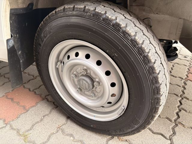 ☑CARRY ☑原鈑 ☑原漆 ☑僅跑3萬 ☑里程保證  第13張相片