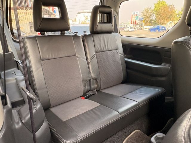 ☑一手車 ☑全車原鈑件 ☑無溯溪 ☑無下水 ☑無待修 ☑四輪傳動 ☑都會用車  第13張相片