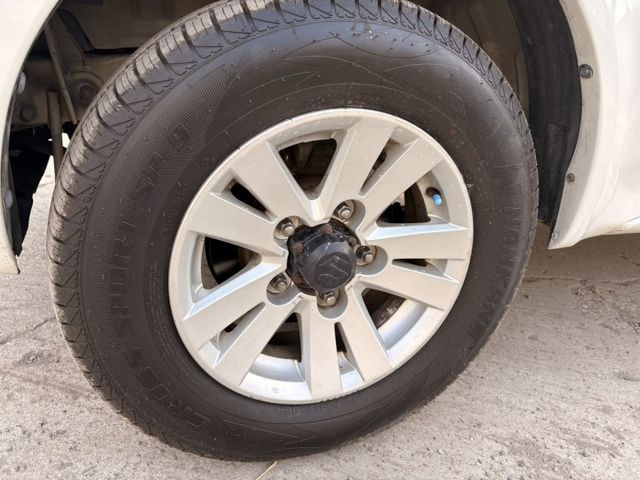 ☑一手車 ☑全車原鈑件 ☑無溯溪 ☑無下水 ☑無待修 ☑四輪傳動 ☑都會用車  第17張相片