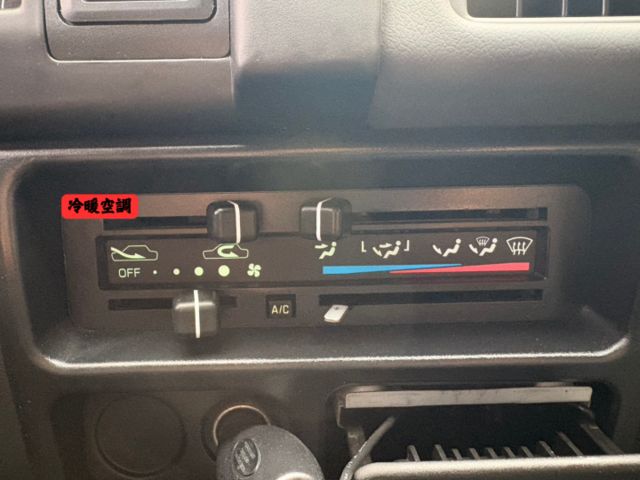 ☑僅跑五萬 ☑福祉車 ☑高頂 ☑輪椅升降機  第6張相片