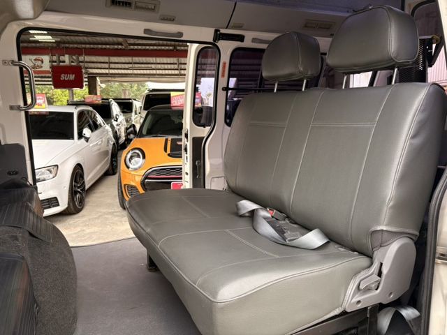 ☑僅跑五萬 ☑福祉車 ☑高頂 ☑輪椅升降機  第13張相片