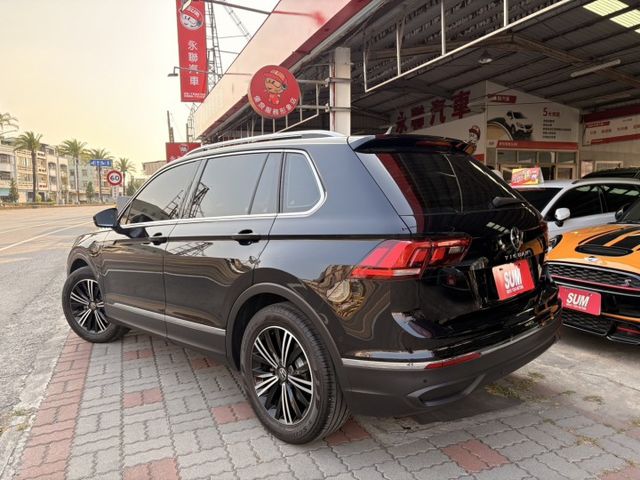 ☑280 TSI高階☑里程六萬☑原鈑件☑原廠保養☑原廠保固到2027年3月☑CARPLAY☑環景☑換檔撥片☑ACC跟車  第2張相片