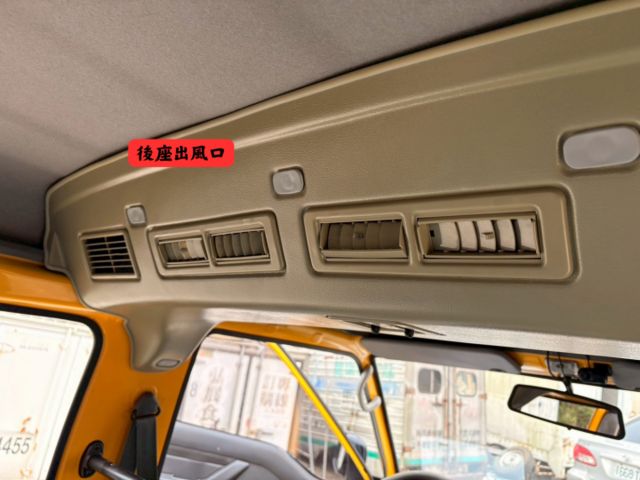 ☑一手車 ☑原鈑件 ☑娃娃車改回 ☑無待修 ☑8人坐 ☑客貨兩用  第8張相片