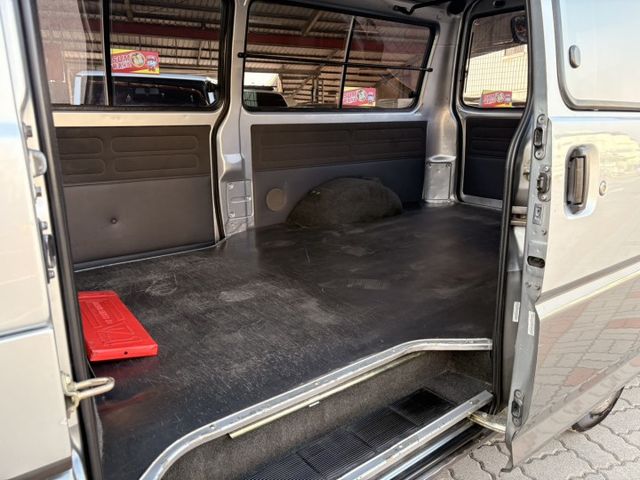 ☑客貨兩用 ☑可改回八人座 ☑4輪新胎 ☑CARPLAY ☑倒車顯影 ☑車側影像  第14張相片