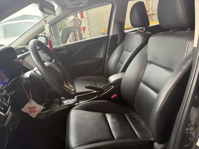 ☑頂規 ☑VTi-S ☑僅跑5萬 ☑六安 ☑定速 ☑胎壓  第6張相片