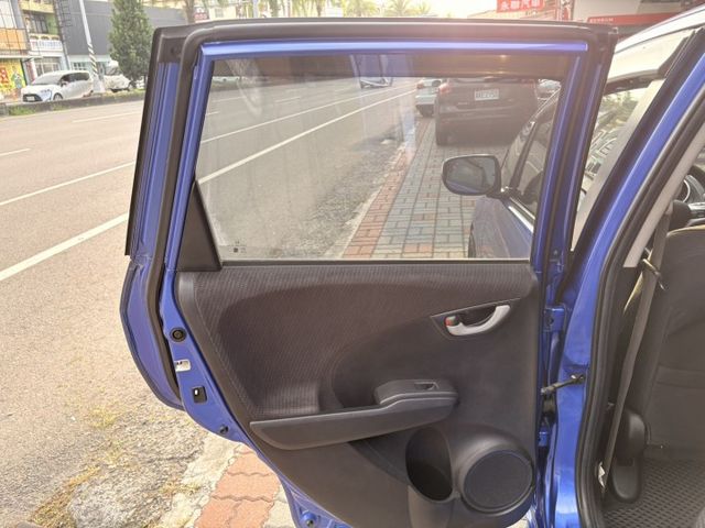 ☑頂規 ☑VTI-S版 ☑定速 ☑換檔撥片 ☑里程保證 ☑代步好車  第13張相片