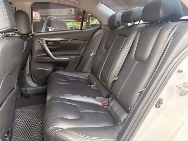 ☑一手車 ☑Ikey ☑免鑰匙 ☑液晶儀表 ☑影音 ☑選配JBL音響  第14張相片