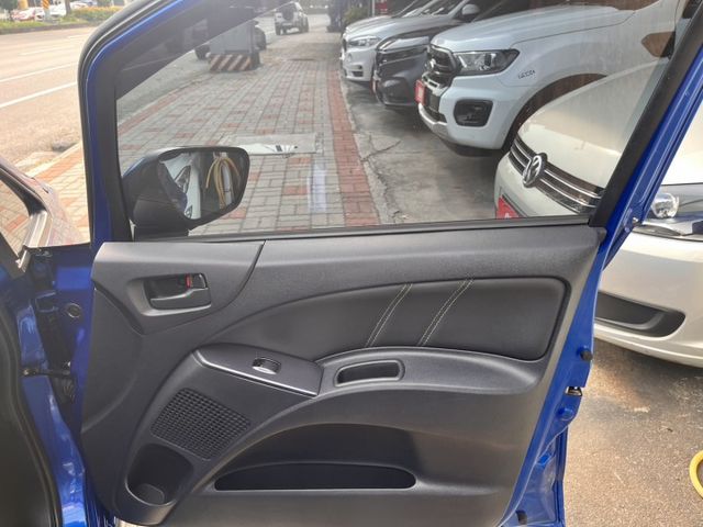 ☑一手車 ☑里程保證 ☑原版件 ☑車況優 ☑小資族最愛  ☑全額貸  第14張相片