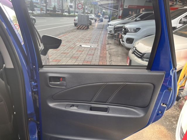 ☑一手車 ☑里程保證 ☑原版件 ☑車況優 ☑小資族最愛  ☑全額貸  第16張相片