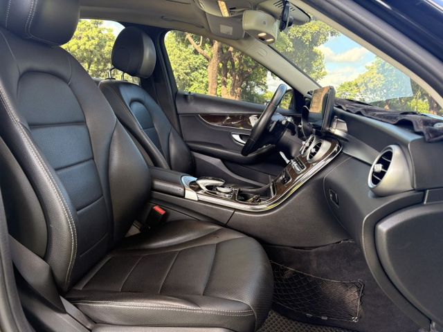 ☑全車原鈑件☑全景天窗☑LED魚眼頭燈☑安卓機☑CARPLAY☑環景☑IKEY摸門☑盲點☑柏林之音  第19張相片