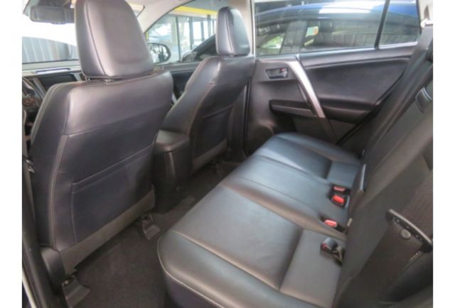 Toyota RAV4  第7張相片