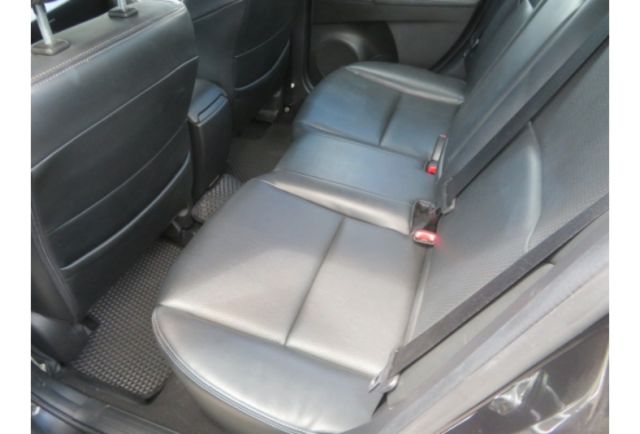 Mazda MAZDA3  第5張相片