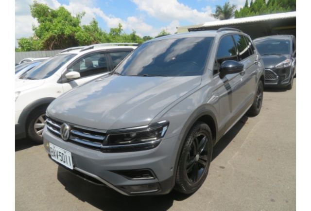 Volkswagen TIGUAN  第1張相片