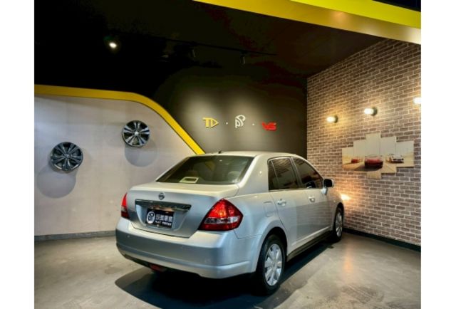 ★優質認證車★里程僅6萬★原廠保養狀態★優質代步車★倒車雷達★倒車顯影★  第4張相片