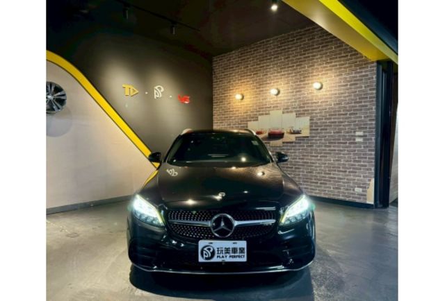 ★原鈑件★里程12萬★23P智慧駕駛套件★AMG套件★電動尾門★升級專用安卓機★  第3張相片