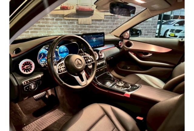 ★原鈑件★里程12萬★23P智慧駕駛套件★AMG套件★電動尾門★升級專用安卓機★  第9張相片