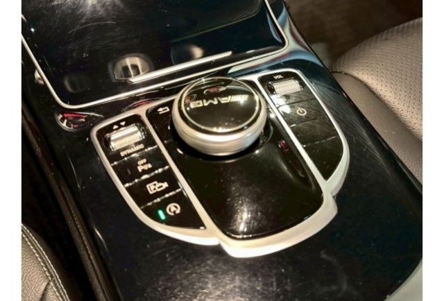 ★原鈑件★里程12萬★23P智慧駕駛套件★AMG套件★電動尾門★升級專用安卓機★  第16張相片