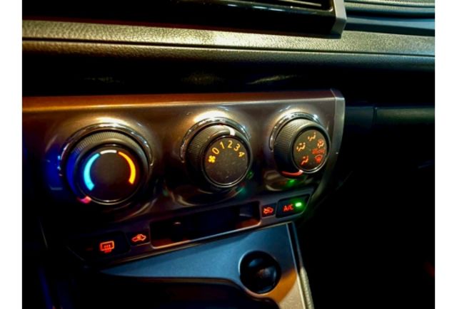 升級多功能安卓主機/優質認證車/AppleCarplay/倒車顯影/電折疊後視鏡  第13張相片