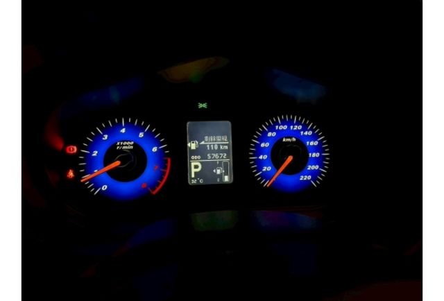 ★原鈑件★里程僅5萬7★電動尾門★定速巡航★免鑰匙啟閉★倒車雷達★  第12張相片