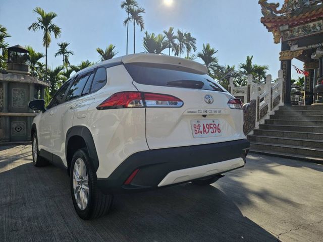 2022年豪華版/原鈑件/超低里程/ACC/IKEY/ISOFIX/AEB自動緊急煞車系統，歡迎預約賞車  第7張相片