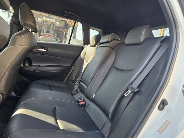 2022年豪華版/原鈑件/超低里程/ACC/IKEY/ISOFIX/AEB自動緊急煞車系統，歡迎預約賞車  第9張相片