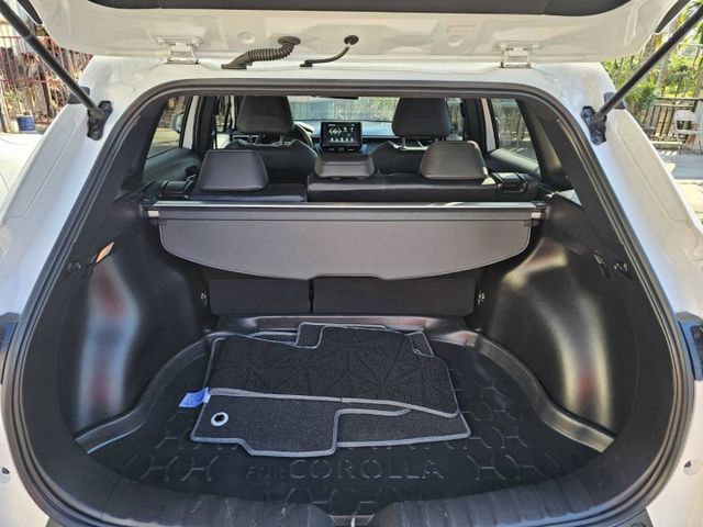 2022年豪華版/原鈑件/超低里程/ACC/IKEY/ISOFIX/AEB自動緊急煞車系統，歡迎預約賞車  第13張相片