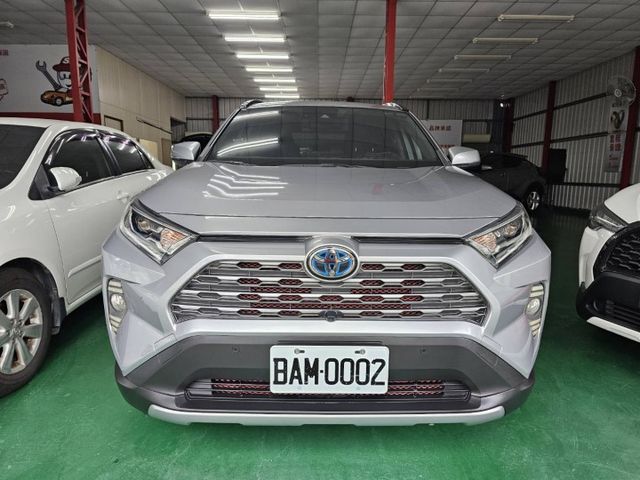 2019年油電旗艦版/原鈑件/IKEY/ACC跟車/恆溫空調，歡迎預約賞車  第2張相片