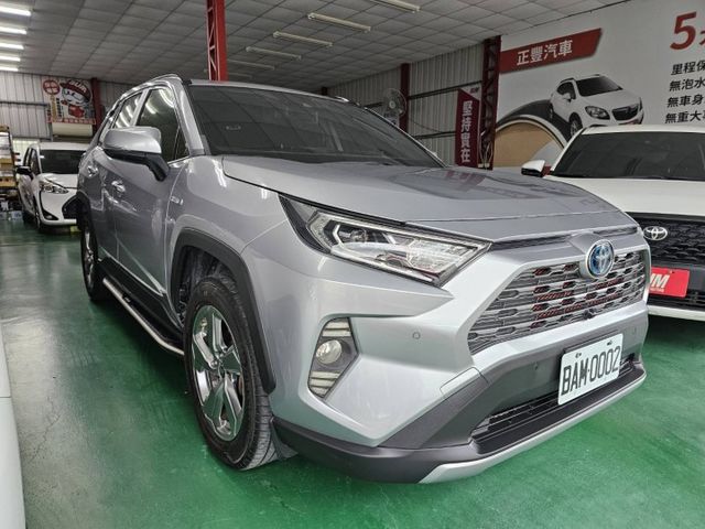 2019年油電旗艦版/原鈑件/IKEY/ACC跟車/恆溫空調，歡迎預約賞車  第4張相片